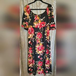 Floral Ruffle Sleeve Maternity Maxi in Black - Size 4(14-16)